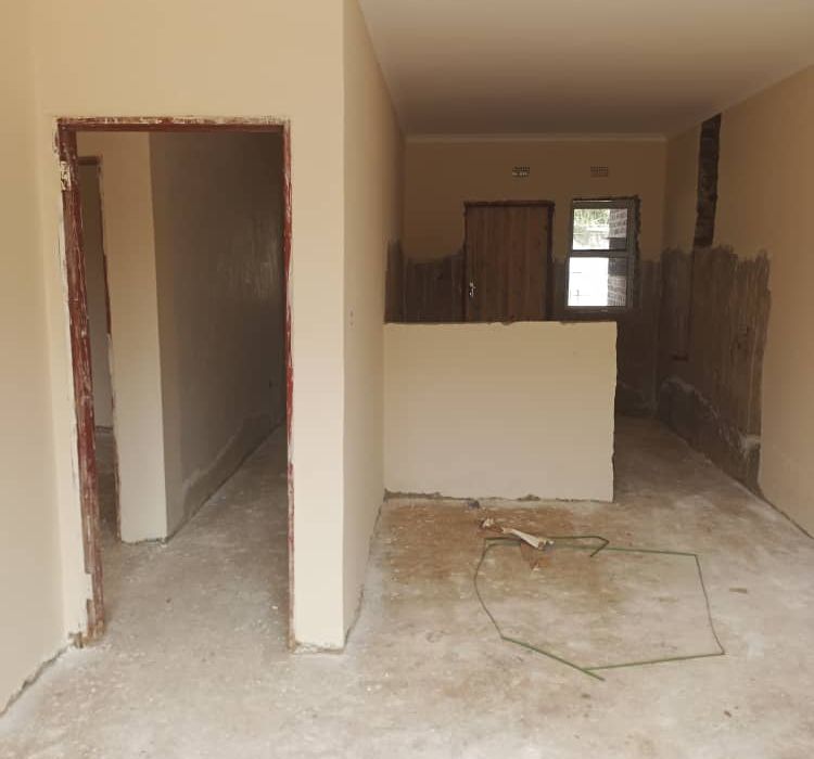 3 Bedroom Garden Flat for Sale in Marlborough