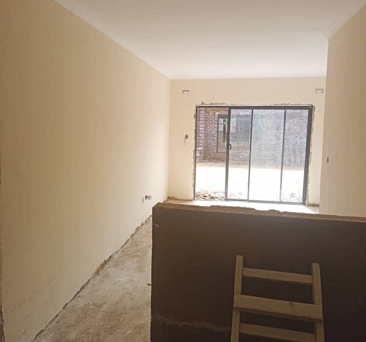 3 Bedroom Garden Flat for Sale in Marlborough