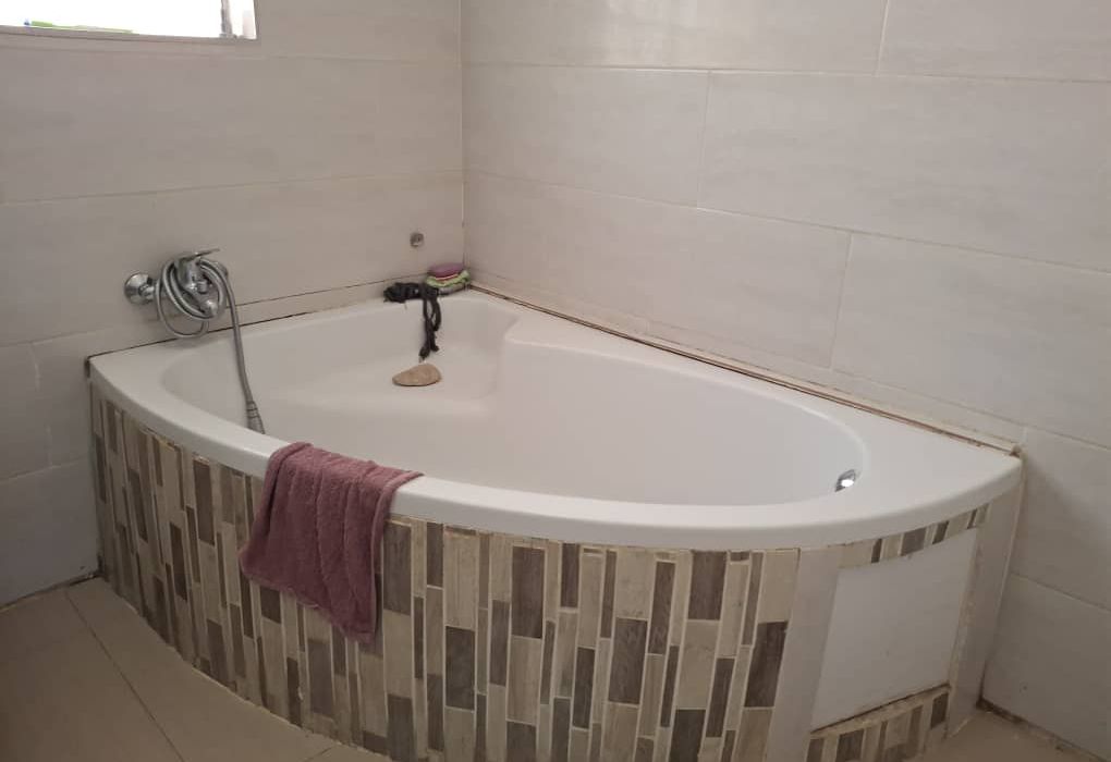 3 Bedroom House for Rent in Chipukutu, Ruwa 