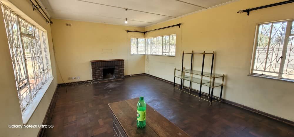 3 Bedroom House for Rent in Parktown, Waterfalls 