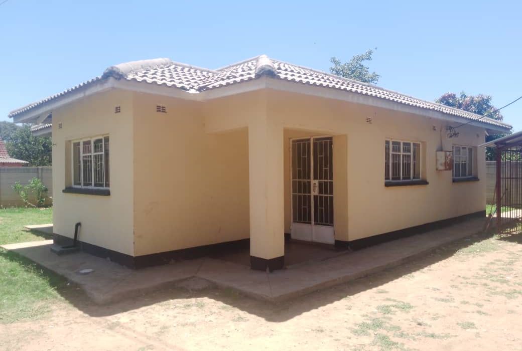 3 Bedroom House for Rent in Waterfalls, Prospect