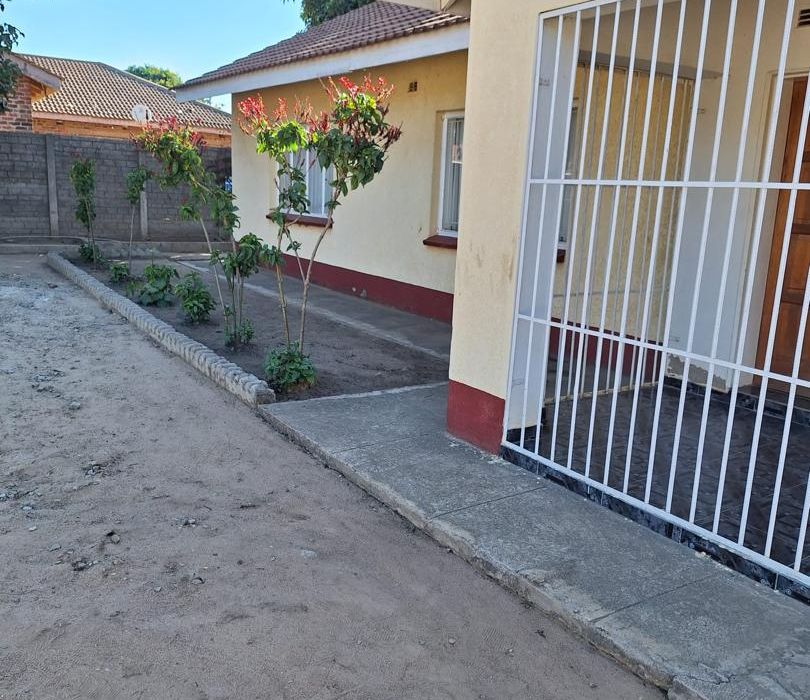 3 Bedroom House for Sale along the Kwekwe Highway