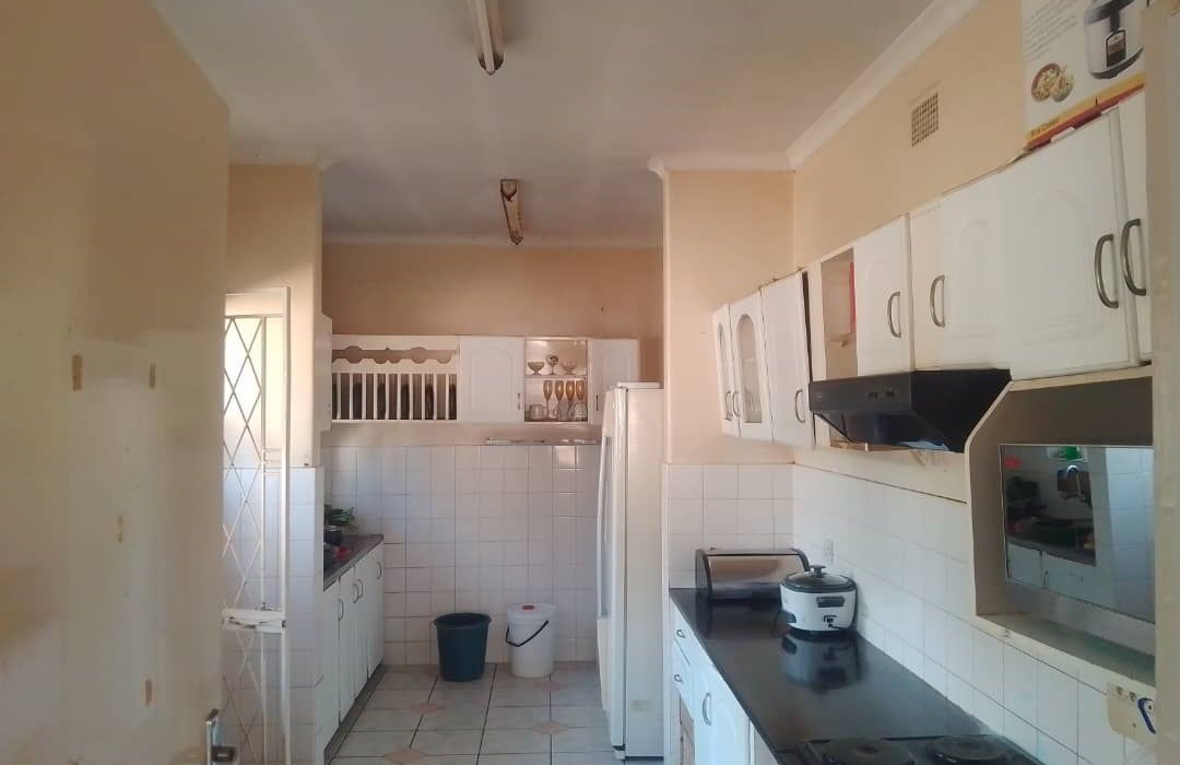 3 Bedroom House for Sale in Avondale