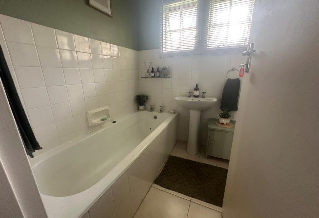 3 Bedroom House for Sale in Avondale West 