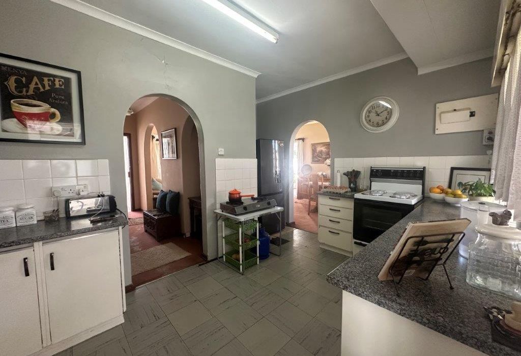3 Bedroom House for Sale in Avondale West 
