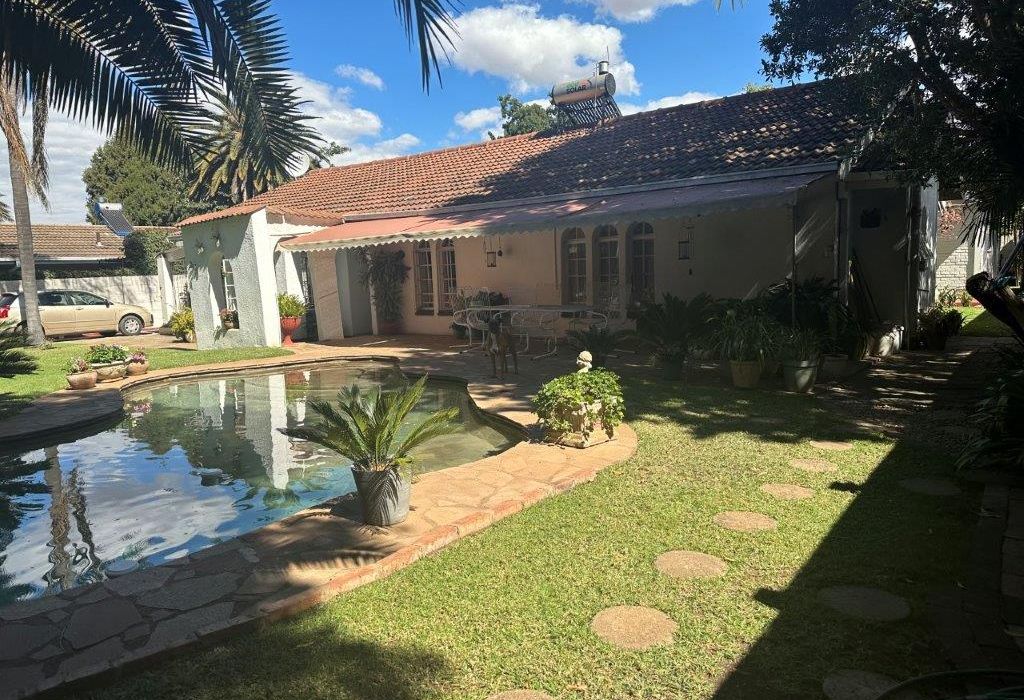 3 Bedroom House for Sale in Avondale West 