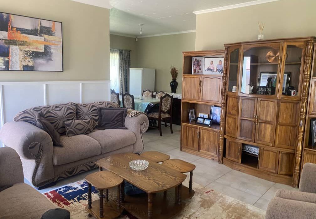 3 Bedroom House for Sale in Avonlea 