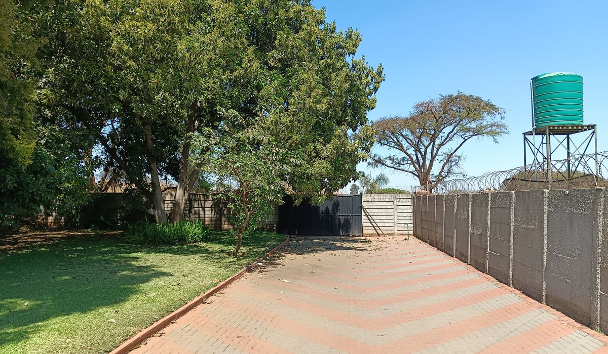 3 Bedroom House for Sale in Belvedere 