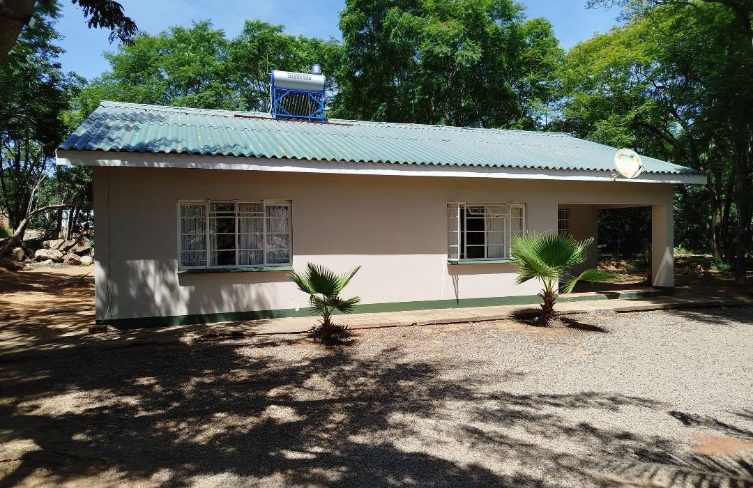 3 Bedroom House for Sale in Burnside