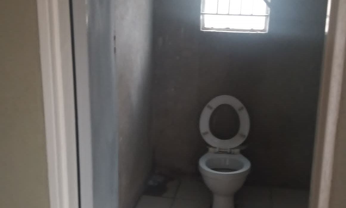 3 bedroom house for sale in Chitungwiza 