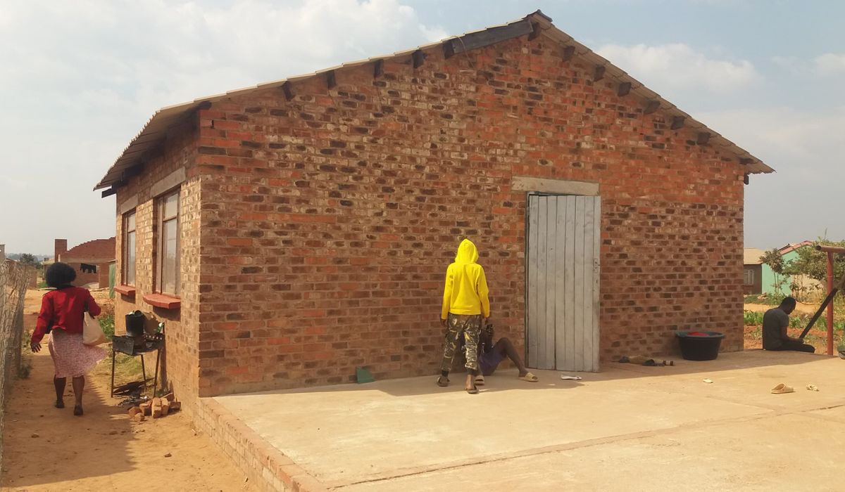 3 Bedroom House for Sale in Dzivarasekwa Ext