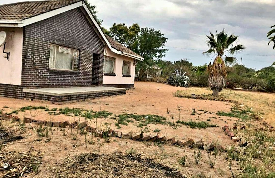 3 Bedroom House for Sale in Luveve, Bulawayo 