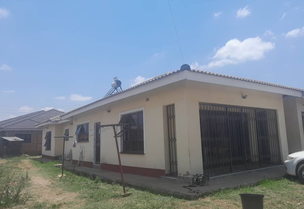3 Bedroom House for Sale in Madokero 