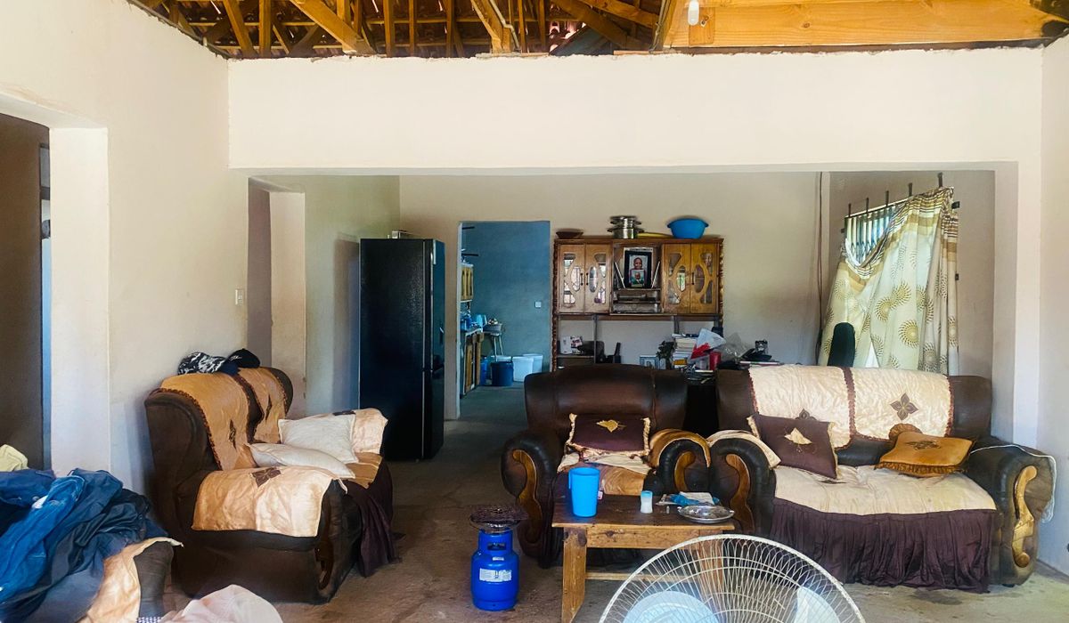 3 Bedroom House for Sale in Queenspark West, Bulawayo 