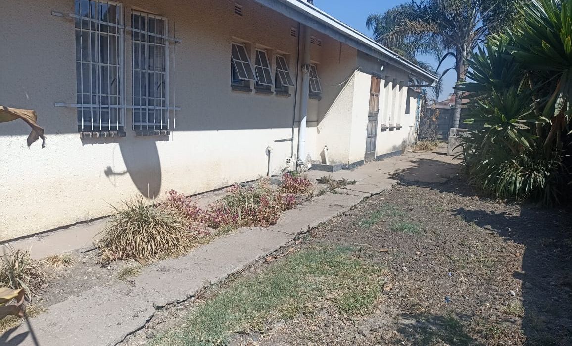 3 Bedroom House for Sale in Strathaven