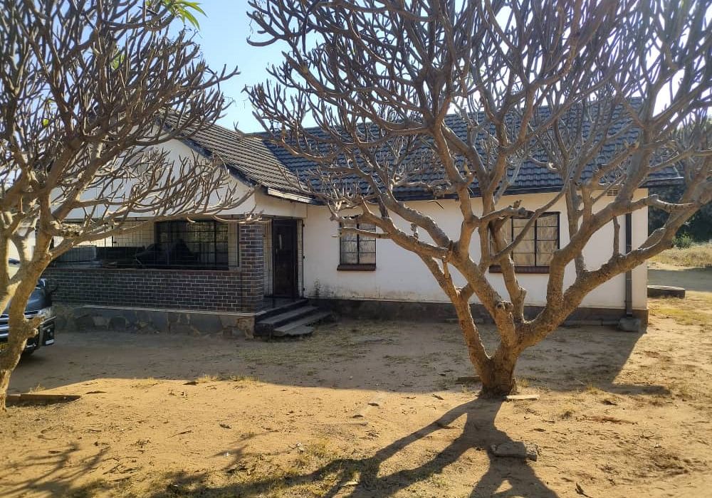 3 Bedroom House for Sale in Waterfalls, Parktown