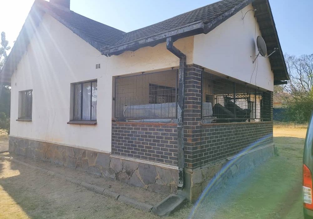 3 Bedroom House for Sale in Waterfalls, Parktown