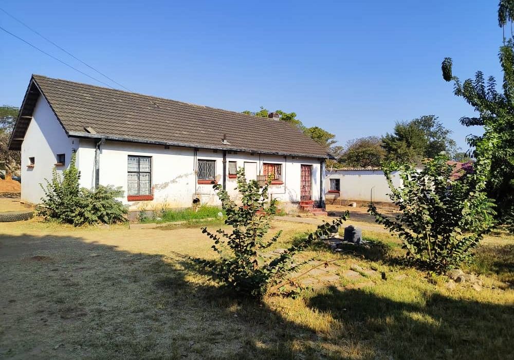 3 Bedroom House for Sale in Waterfalls, Parktown
