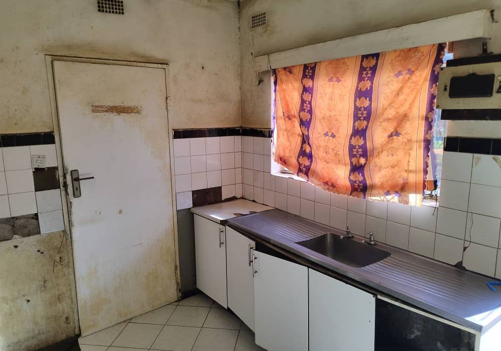 3 Bedroom House for Sale in Waterfalls, Parktown