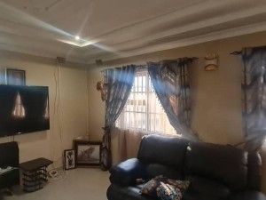 3 Bedroom House in Arcadia for Sale