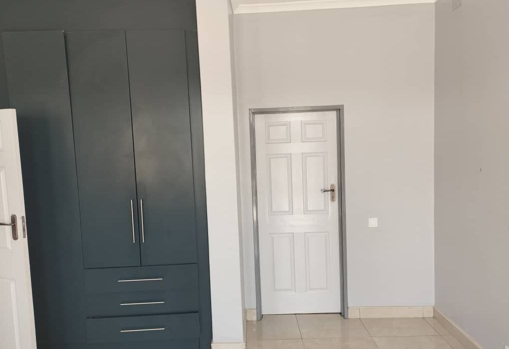 3 Bedroom House in Arlington Estate for Sale 