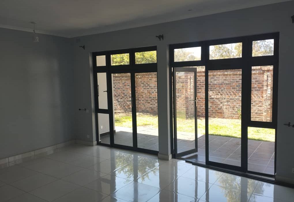 3 Bedroom House in Arlington Estate for Sale 