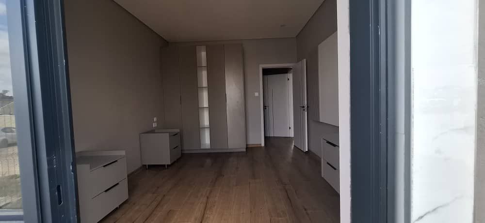 4 Bedroom House in Arlington For Sale 