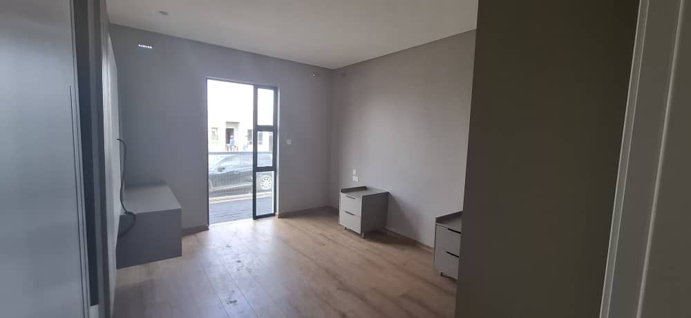 4 Bedroom House in Arlington For Sale 