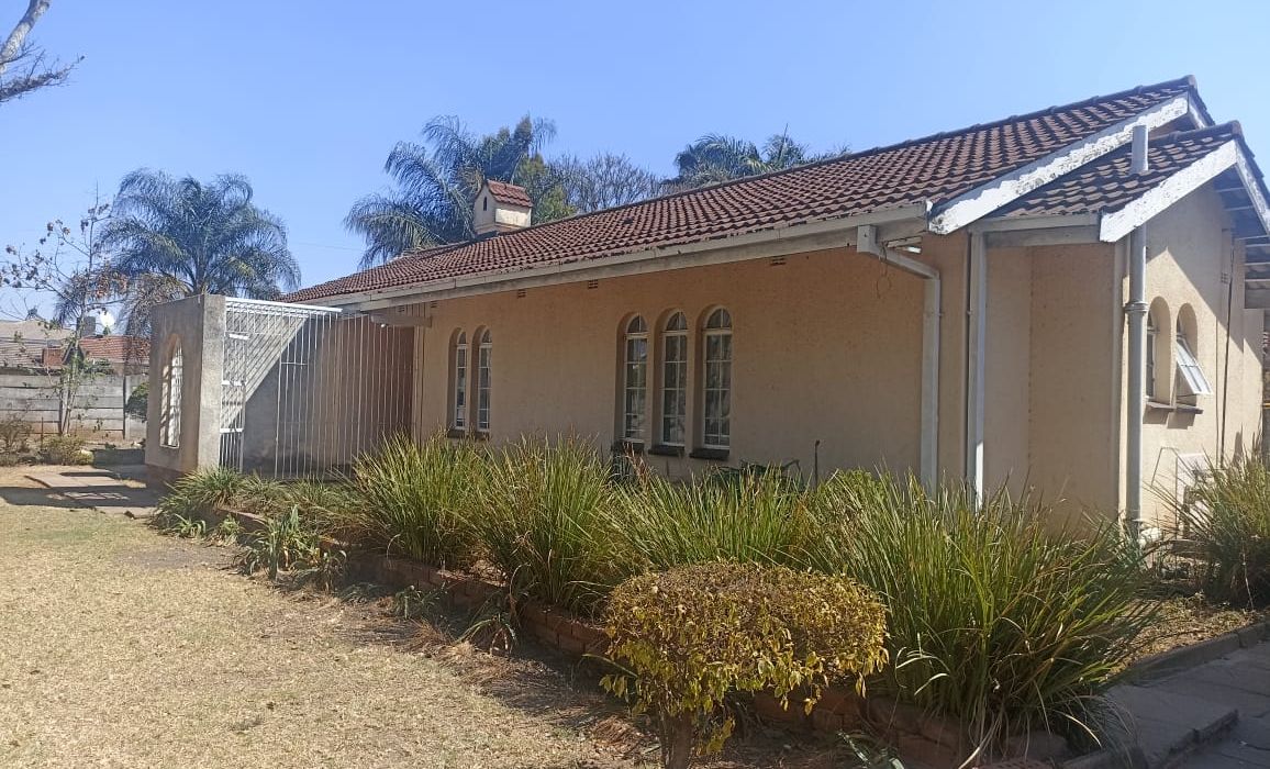 3 Bedroom House in Avondale West for Sale