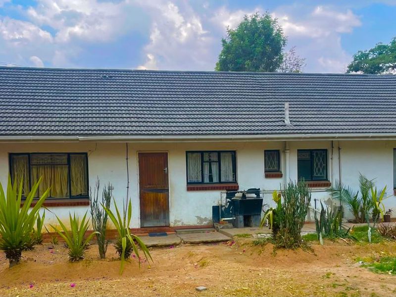 3 Bedroom House in Chadcombe for Rent 