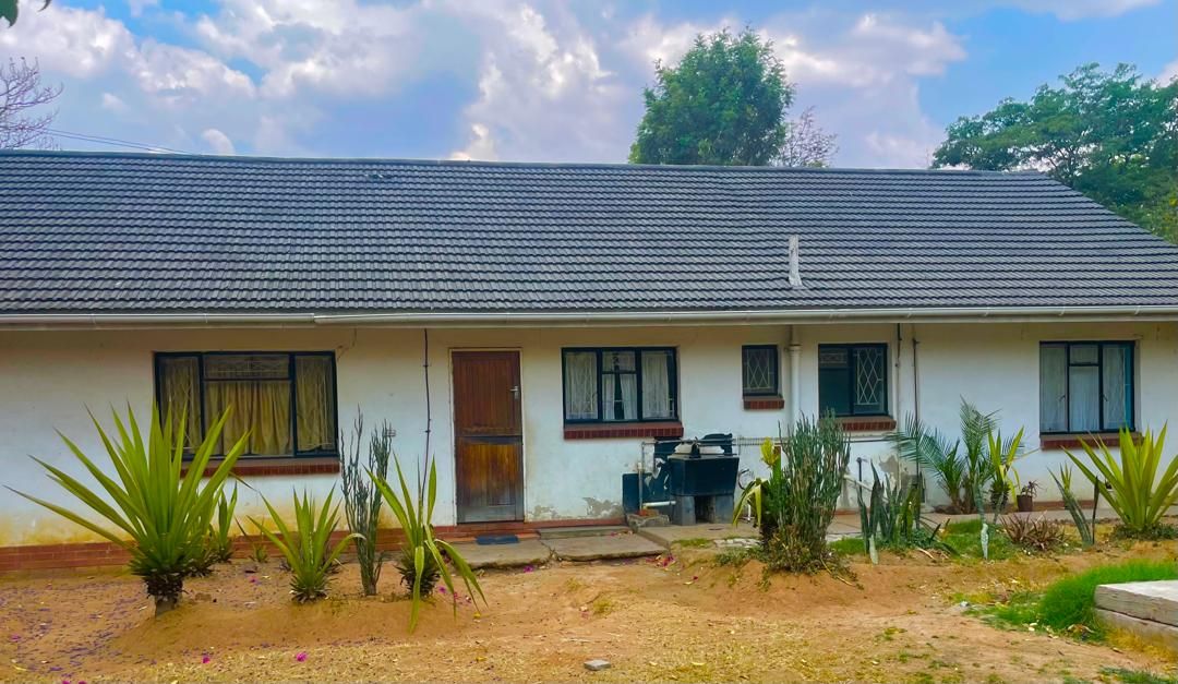 3 Bedroom House in Chadcombe for Rent 