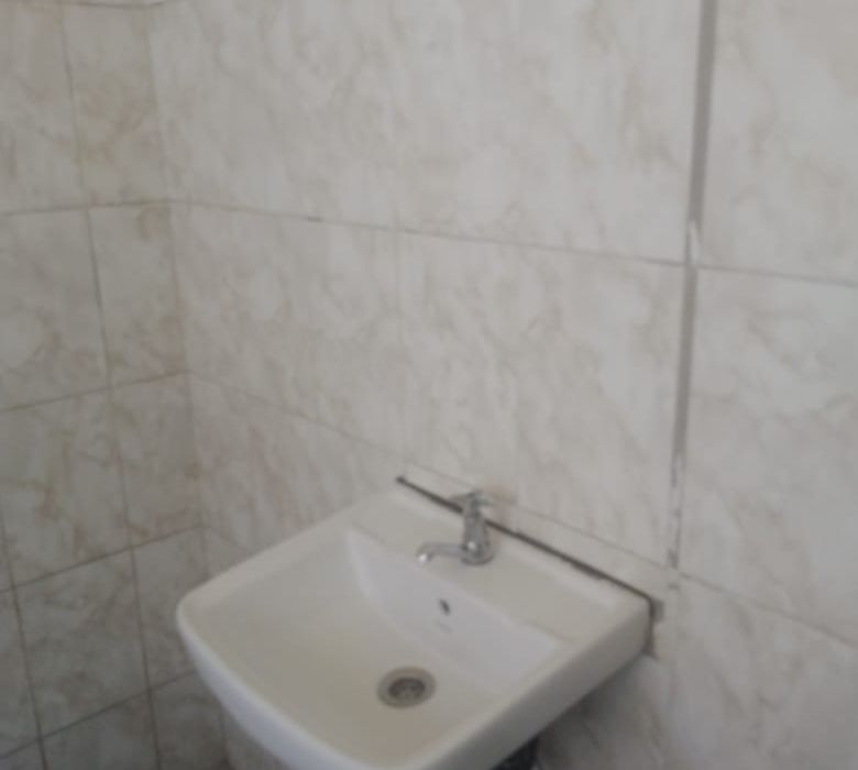 3 Bedroom House in Damofalls for Sale 