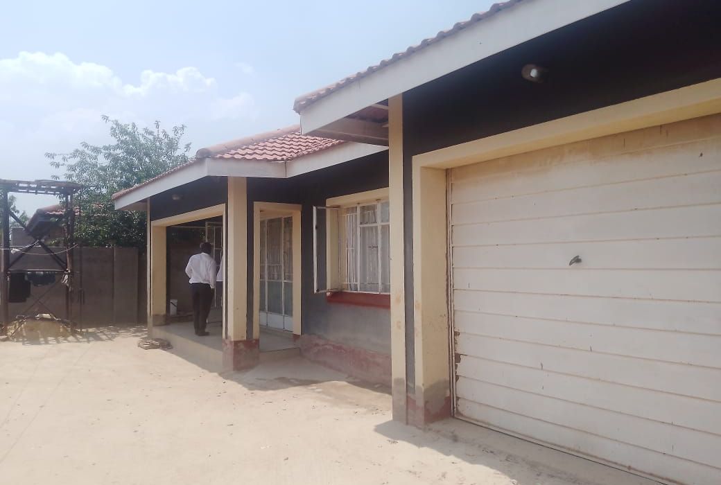3 Bedroom House in Damofalls for Sale 