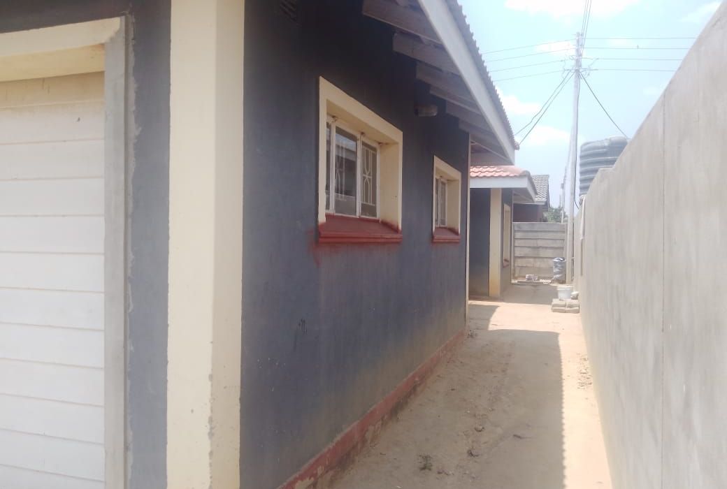 3 Bedroom House in Damofalls for Sale 