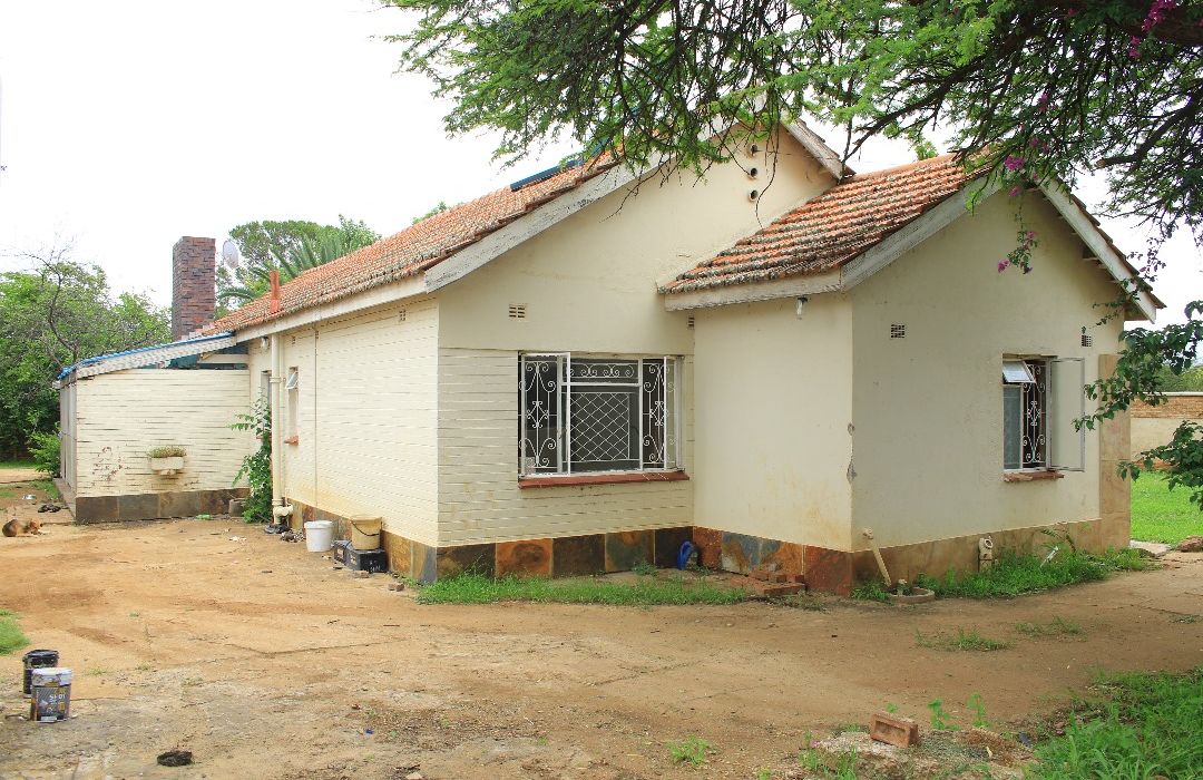 3 Bedroom House in Famona for Sale 