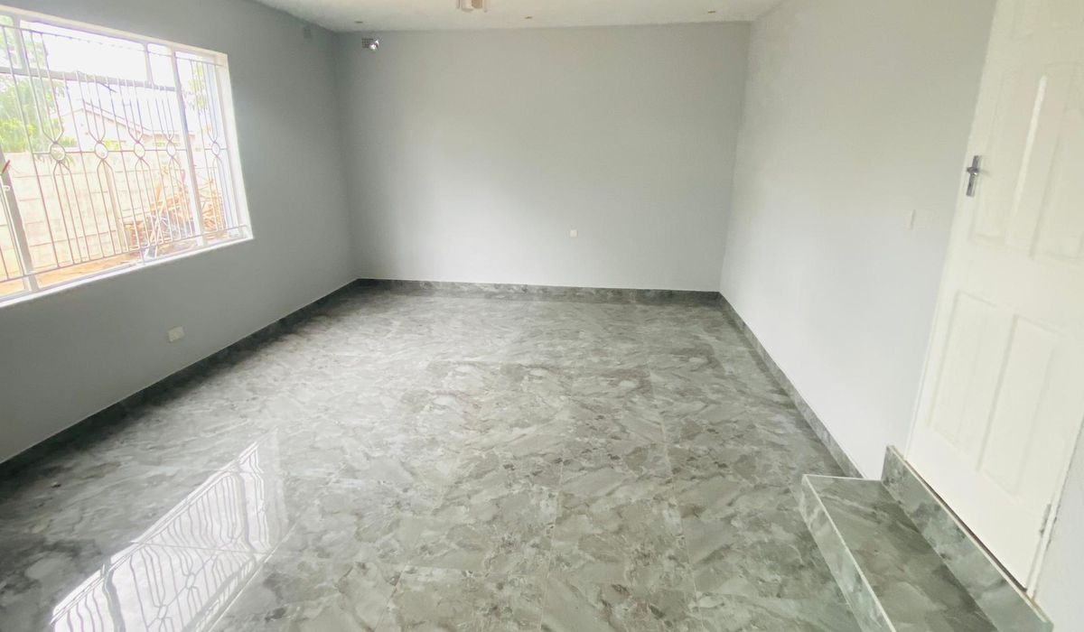 3 Bedroom House in Glenview 7 For Sale 