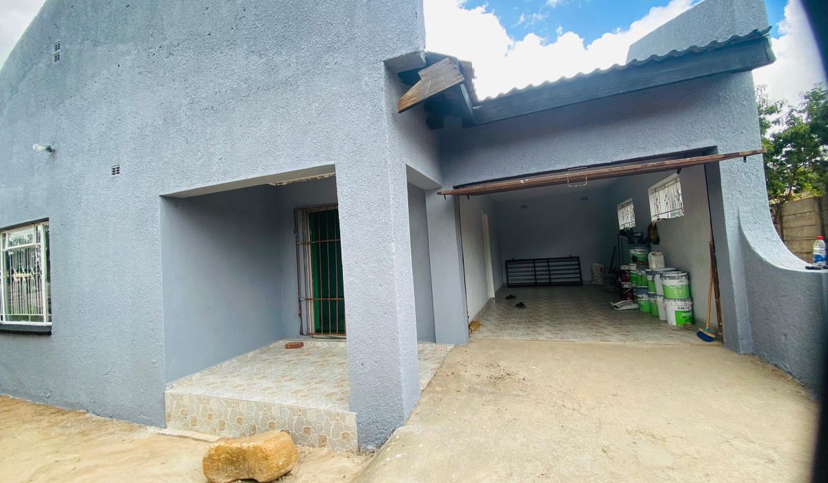 3 Bedroom House in Glenview 7 For Sale 