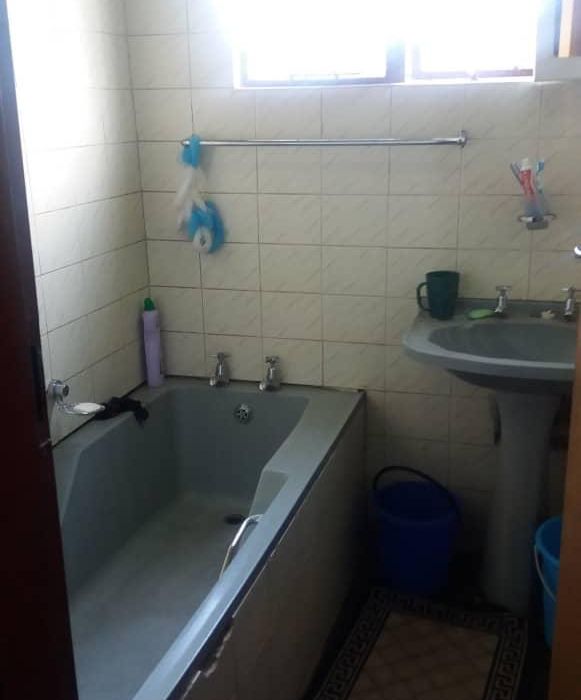 3 Bedroom House in Mabvuku for Sale 