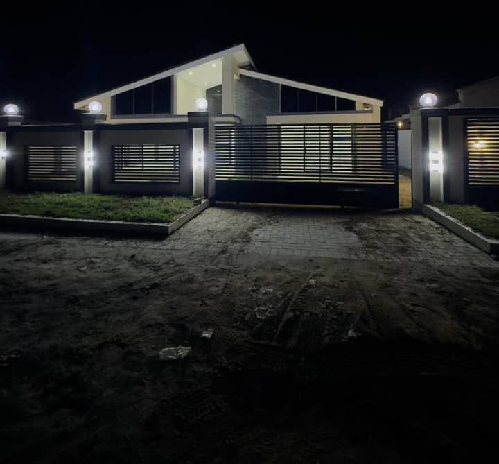 3 Bedroom House in Madokero for Sale 