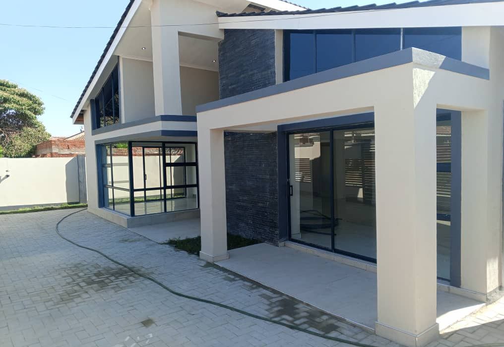 3 Bedroom House in Madokero for Sale 