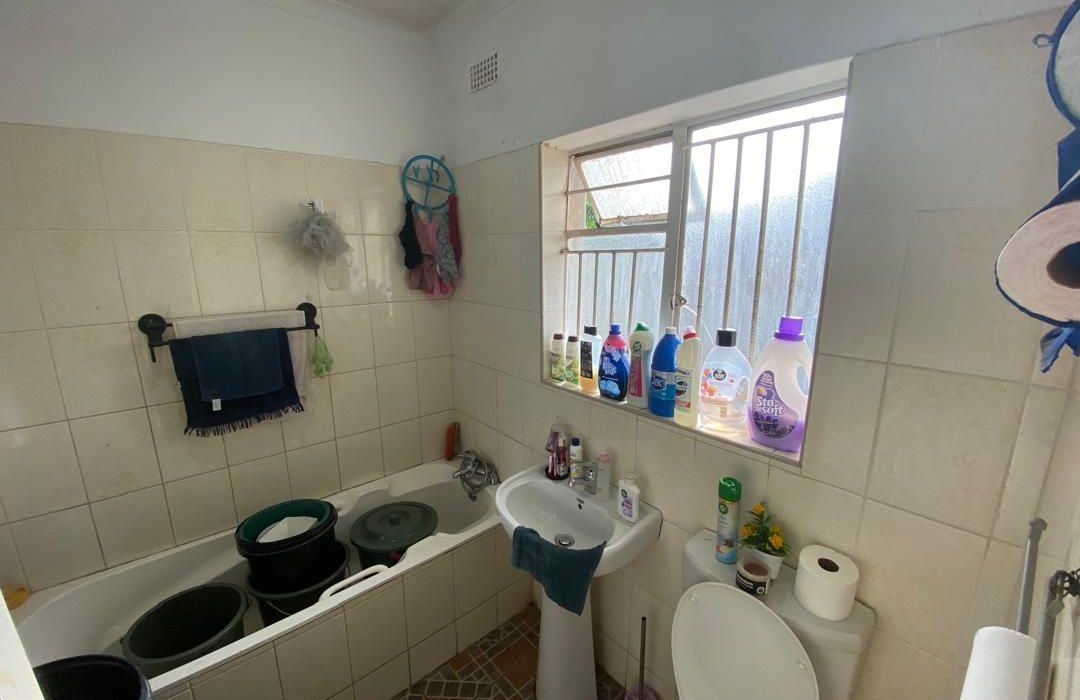 3 Bedroom House in Mainway Meadows for Sale 