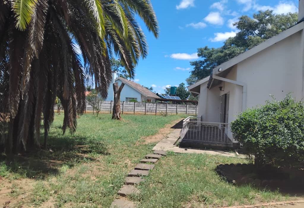 3 Bedroom House in Parklands for Sale 