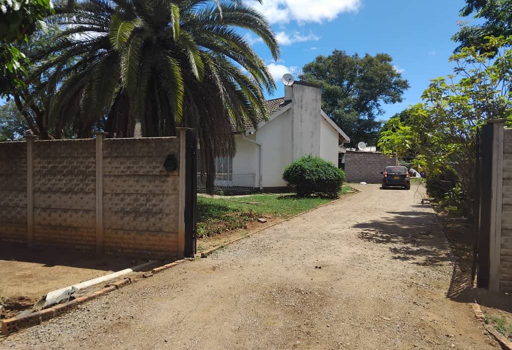 3 Bedroom House in Parklands for Sale 