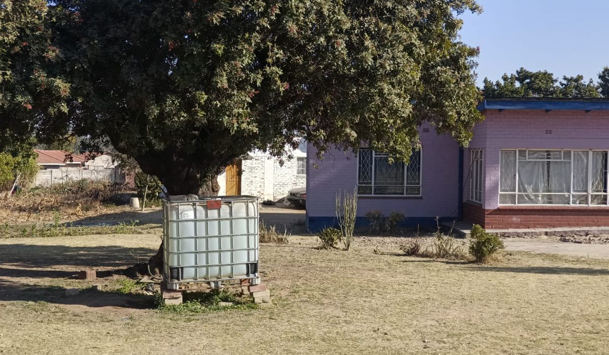 3 Bedroom House in Waterfalls, Parktown for Sale 