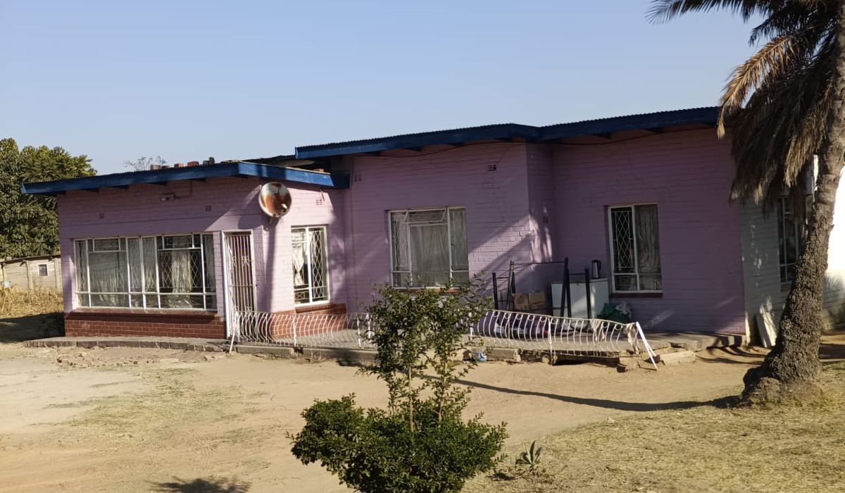 3 Bedroom House in Waterfalls, Parktown for Sale 