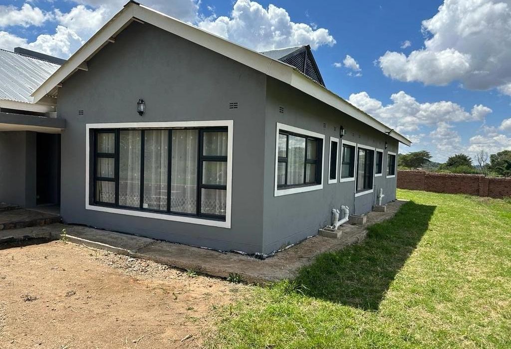 3 bedroom house on Crowhill