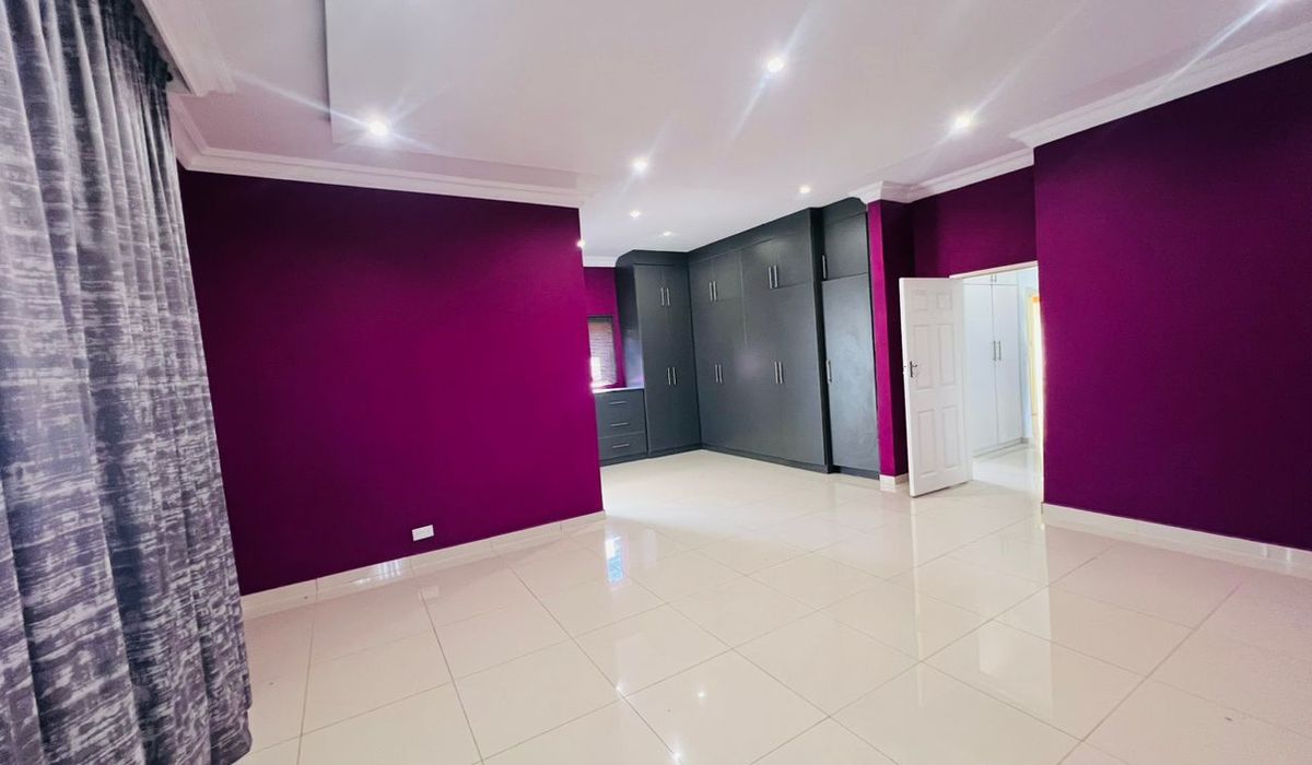 3 Bedroom Townhouse for Sale in Borrowdale 