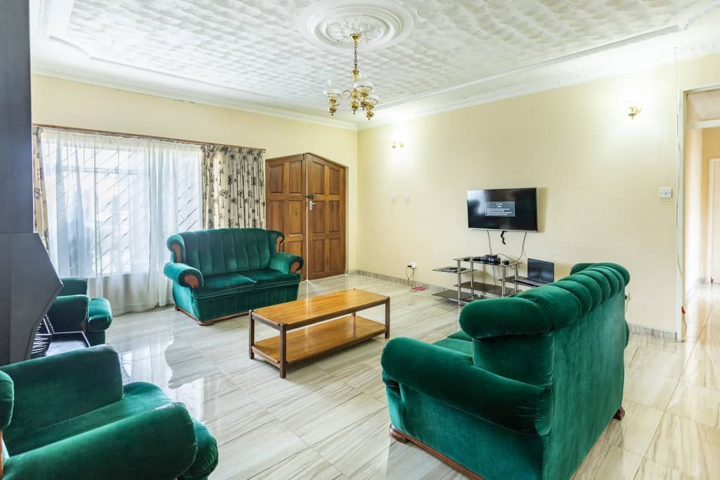 3 Bedroom Villa for Sale in Greendale 