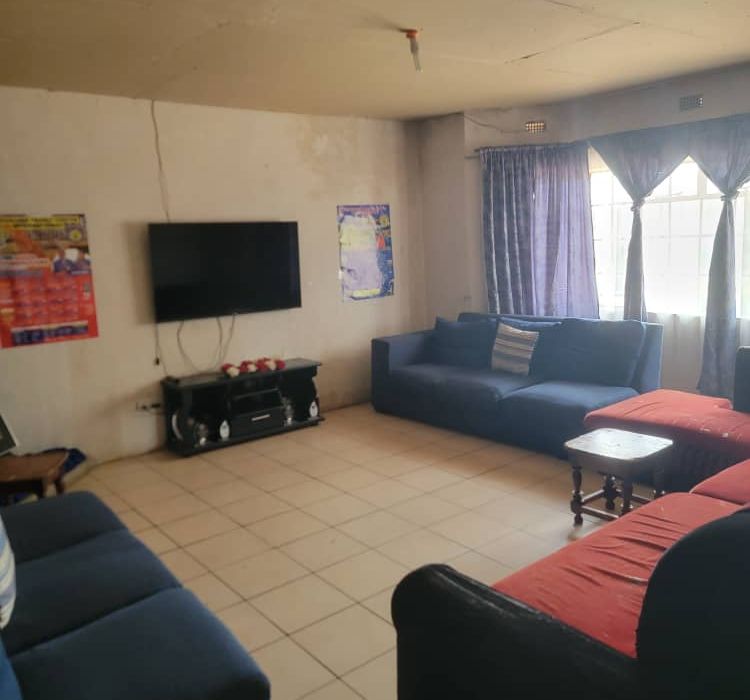 3 beds for sale in Zimre Park 85K