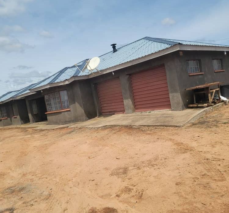 3 beds for sale in Zimre Park 85K
